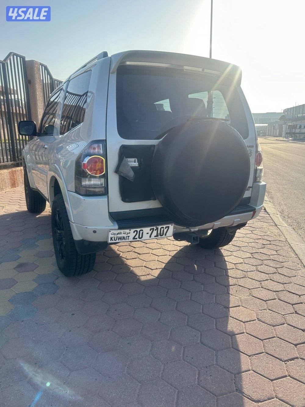 للبيع باجيرو باب واحد موديل ٢٠١٢ المكينه الكبيره3