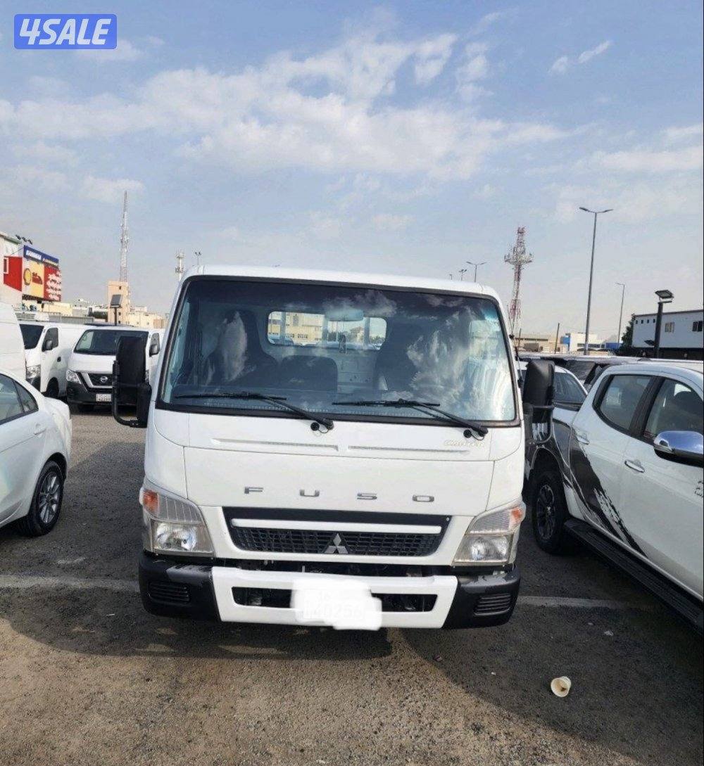 للإيجار هاف لوري بالسائق توصيل جميع مناطق الكويت بافضل سعر1