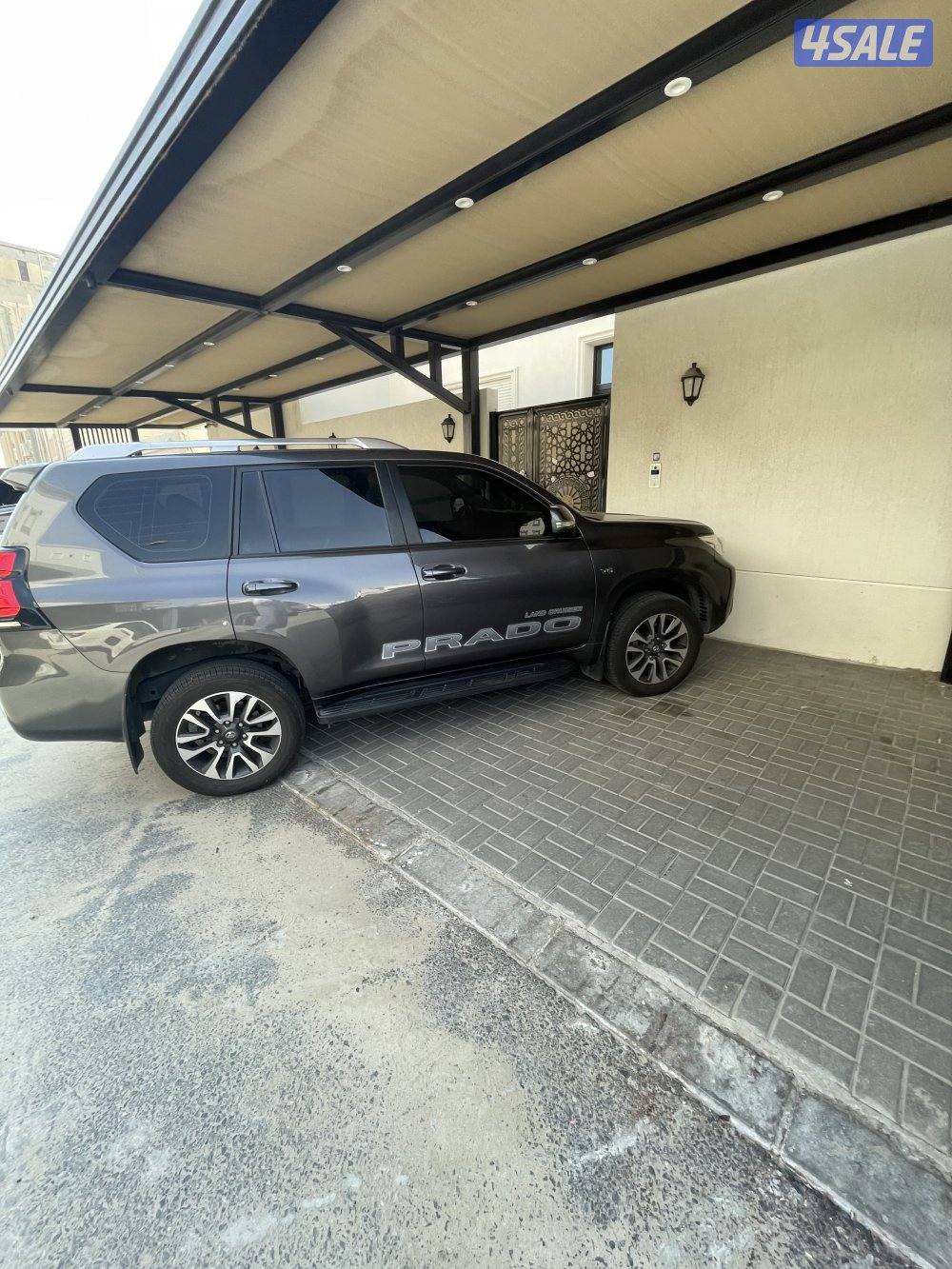 للبيع برادو 2022 كامل المواصفات شرط الفحص على السوم3