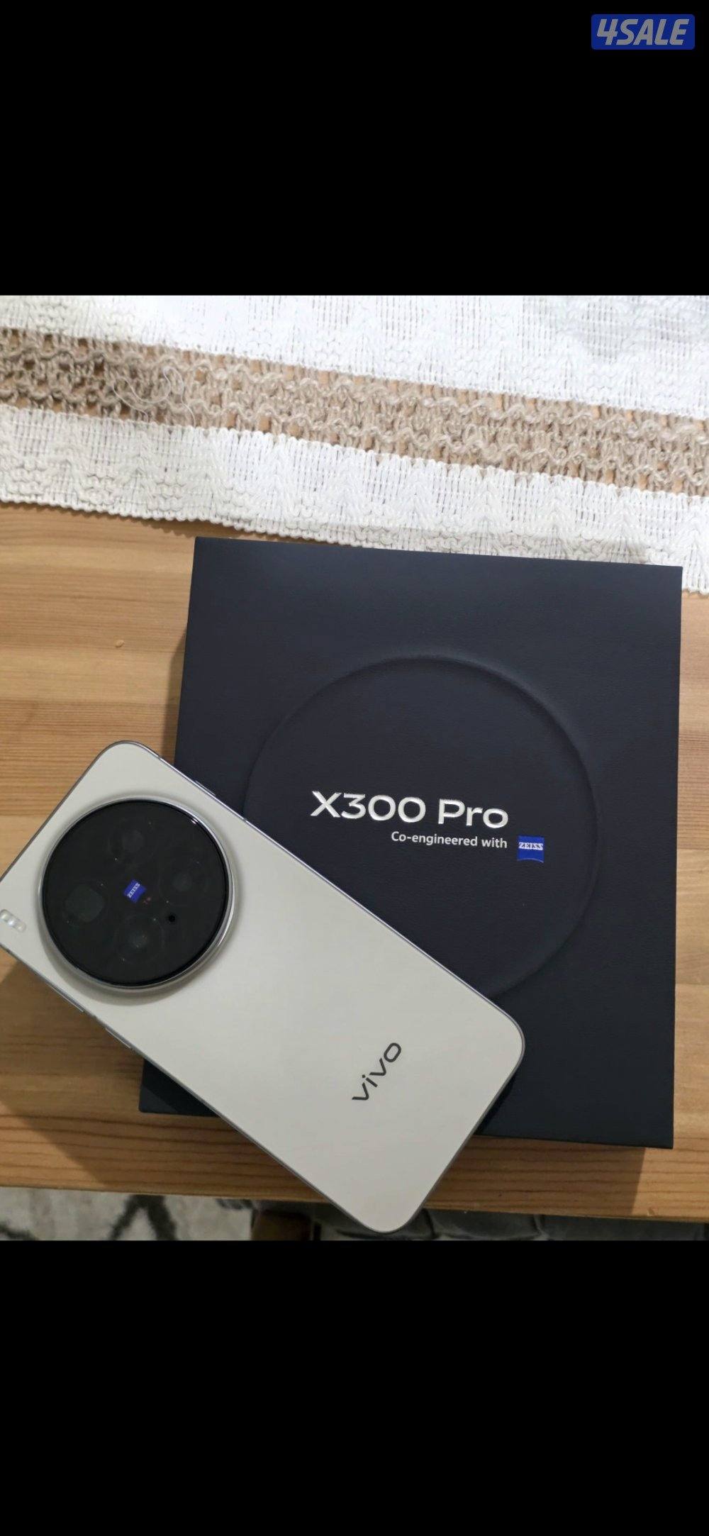 Vivo x300 Pro Global Edition 512 gb.. 16 ram.. بحالة الوكالة ولا زلغ2