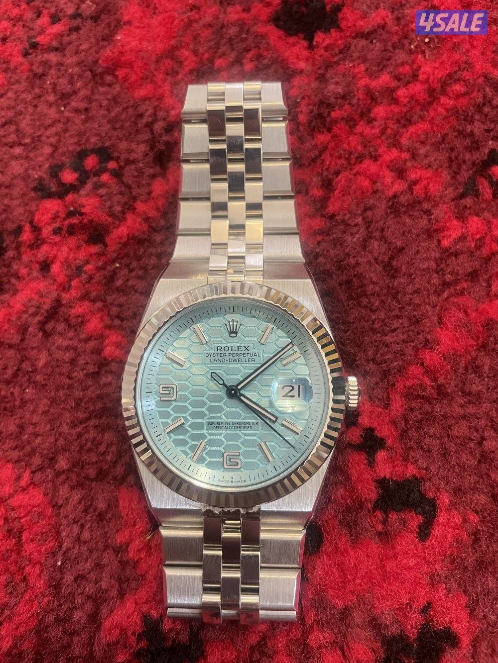 لمحبي الأناقة.. ساعة روليكس بلون مميز (تيفاني)2