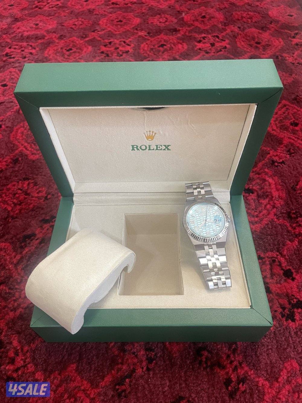 لمحبي الأناقة.. ساعة روليكس بلون مميز (تيفاني)4