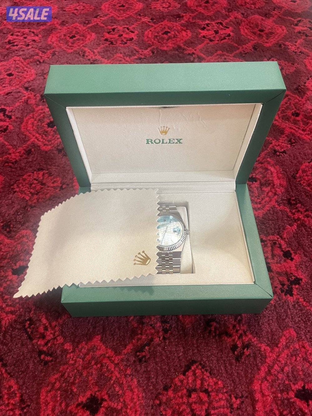 لمحبي الأناقة.. ساعة روليكس بلون مميز (تيفاني)7