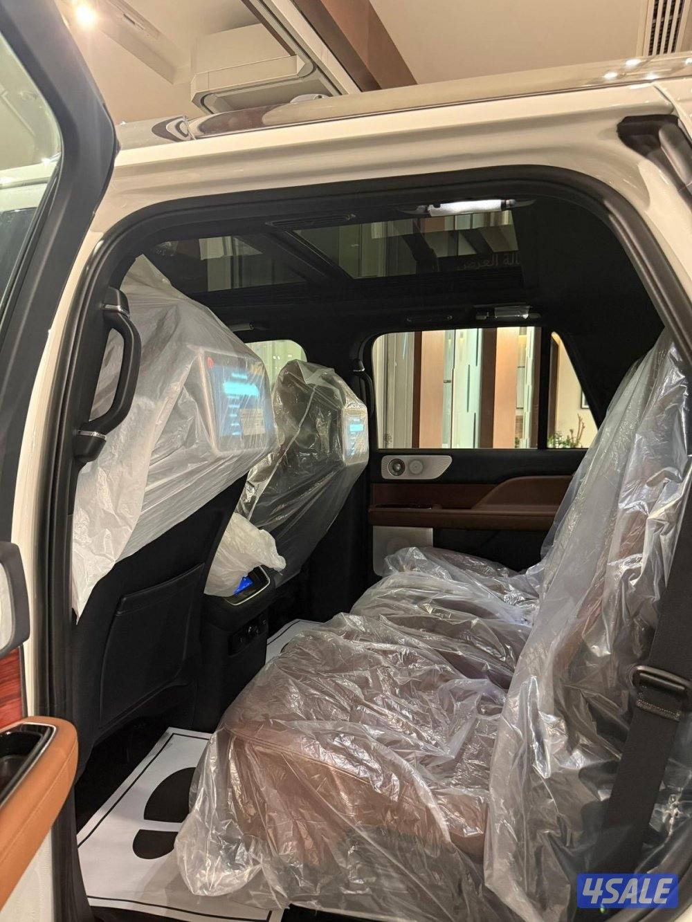 لينكون نافيجتور 2023 بحاله الوكاله عداد 2800 كيلو5