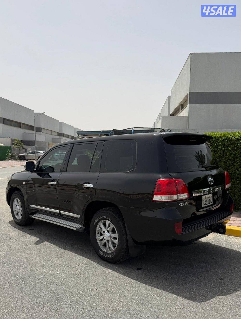 لاند كروز 2010 الساير عداد 340 الف4