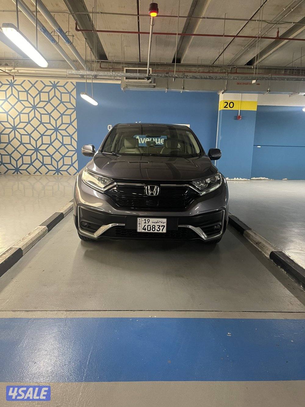 للبيع هوندا CRV موديل 2020 ماشي 39 ألف صبغ الوكالة سيرفس منتظم وكالة0