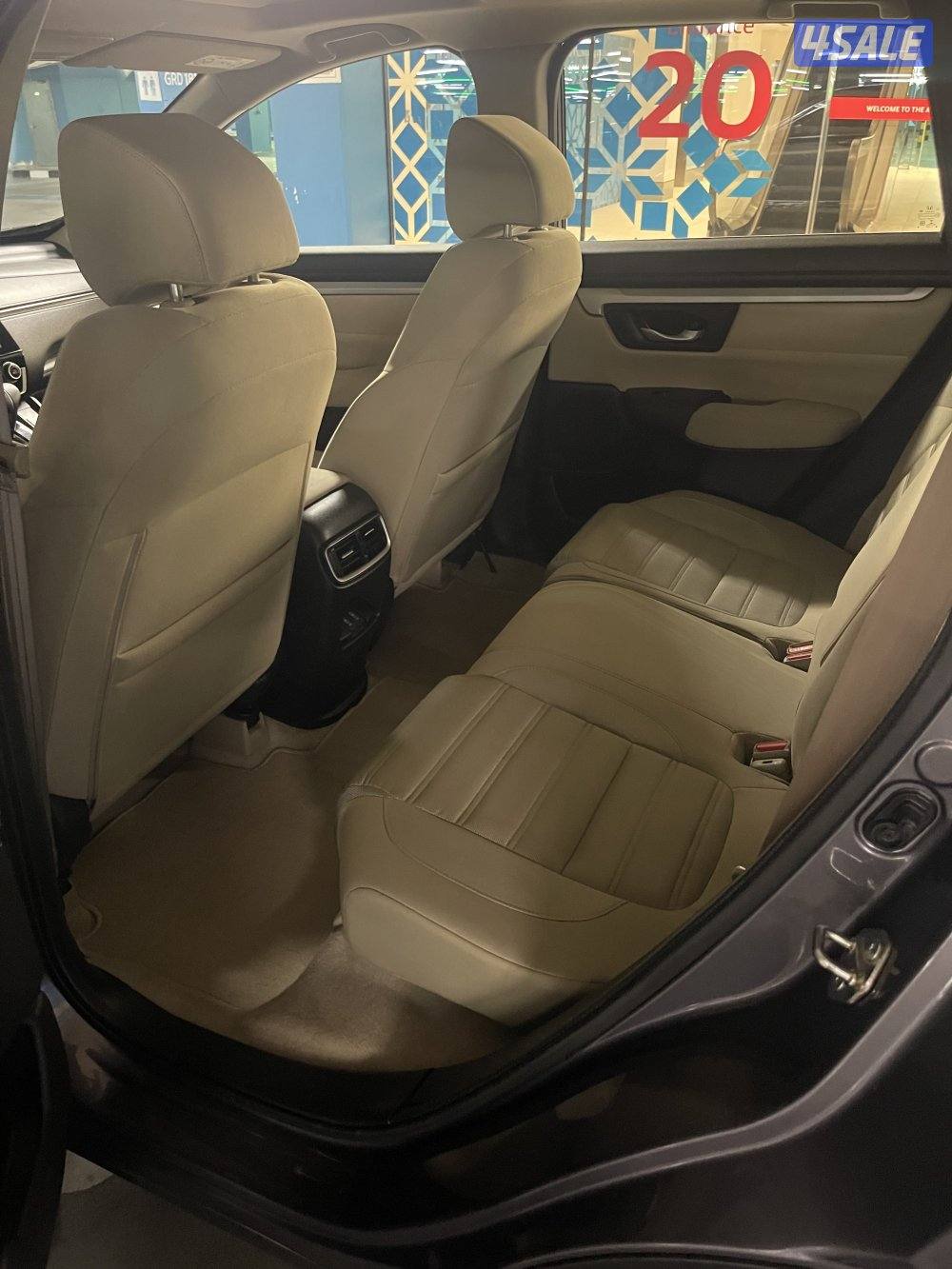 للبيع هوندا CRV موديل 2020 ماشي 39 ألف صبغ الوكالة سيرفس منتظم وكالة10