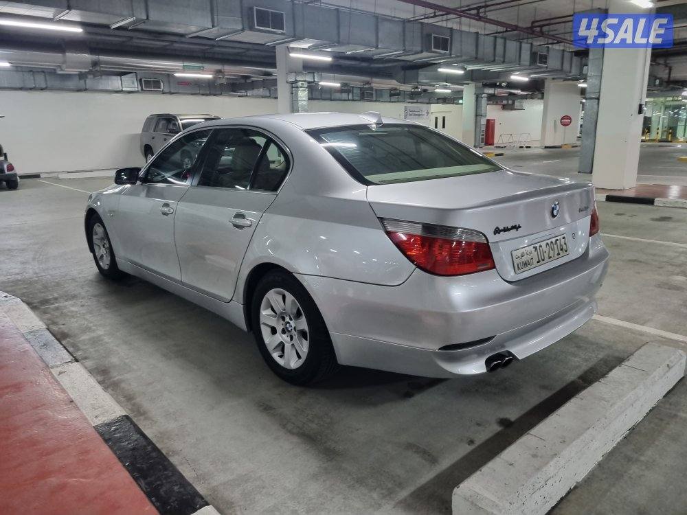 بي ام دبليو 520i موديل 20051