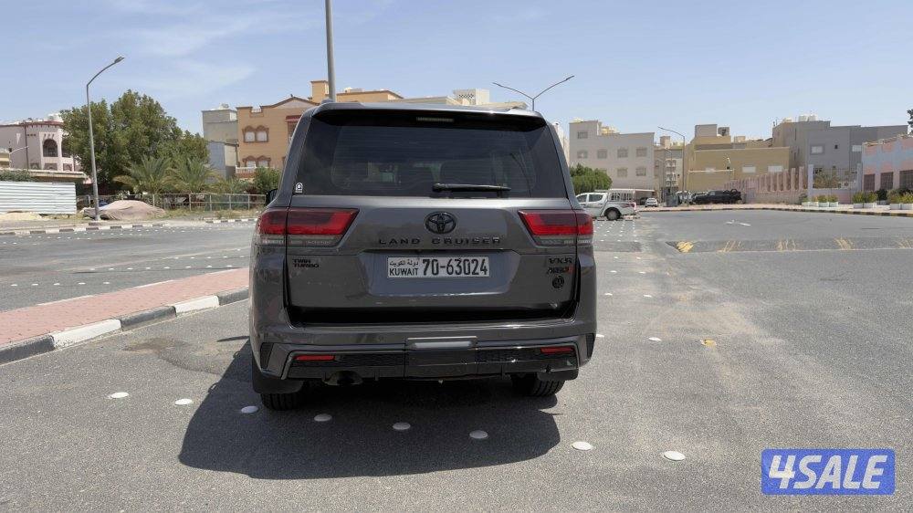 لاند كروزر VXR AERO S 20234