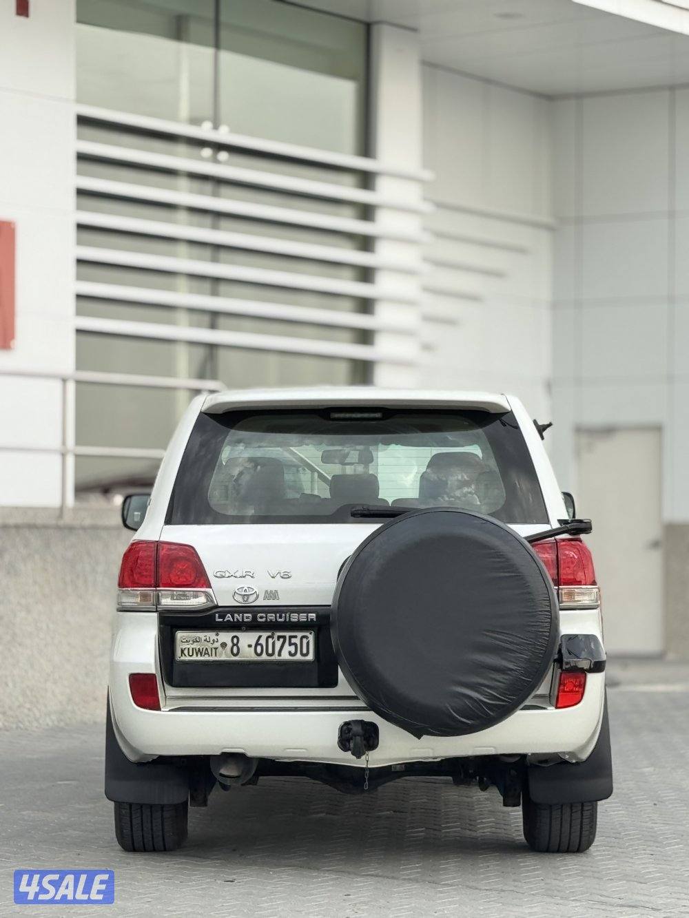 للبيع لاند كروزر GXR موديل 20107