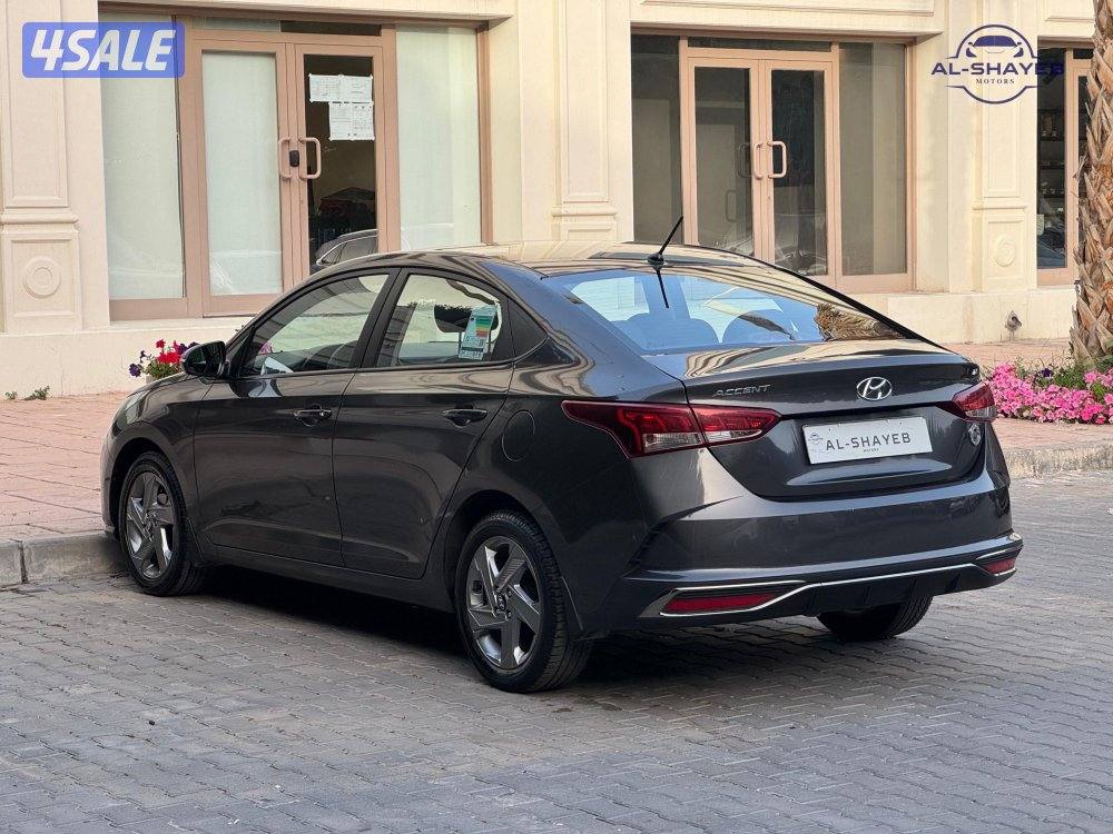 اكسنت 2023 عداد 67 الف بحالة ممتازة6