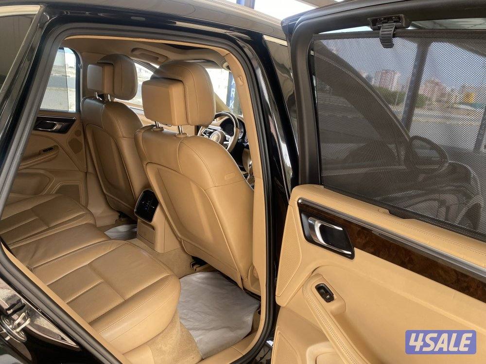 بورش ماكان اي موديل 2015 فل اوبشن شرط  للفحص ماشي 16512