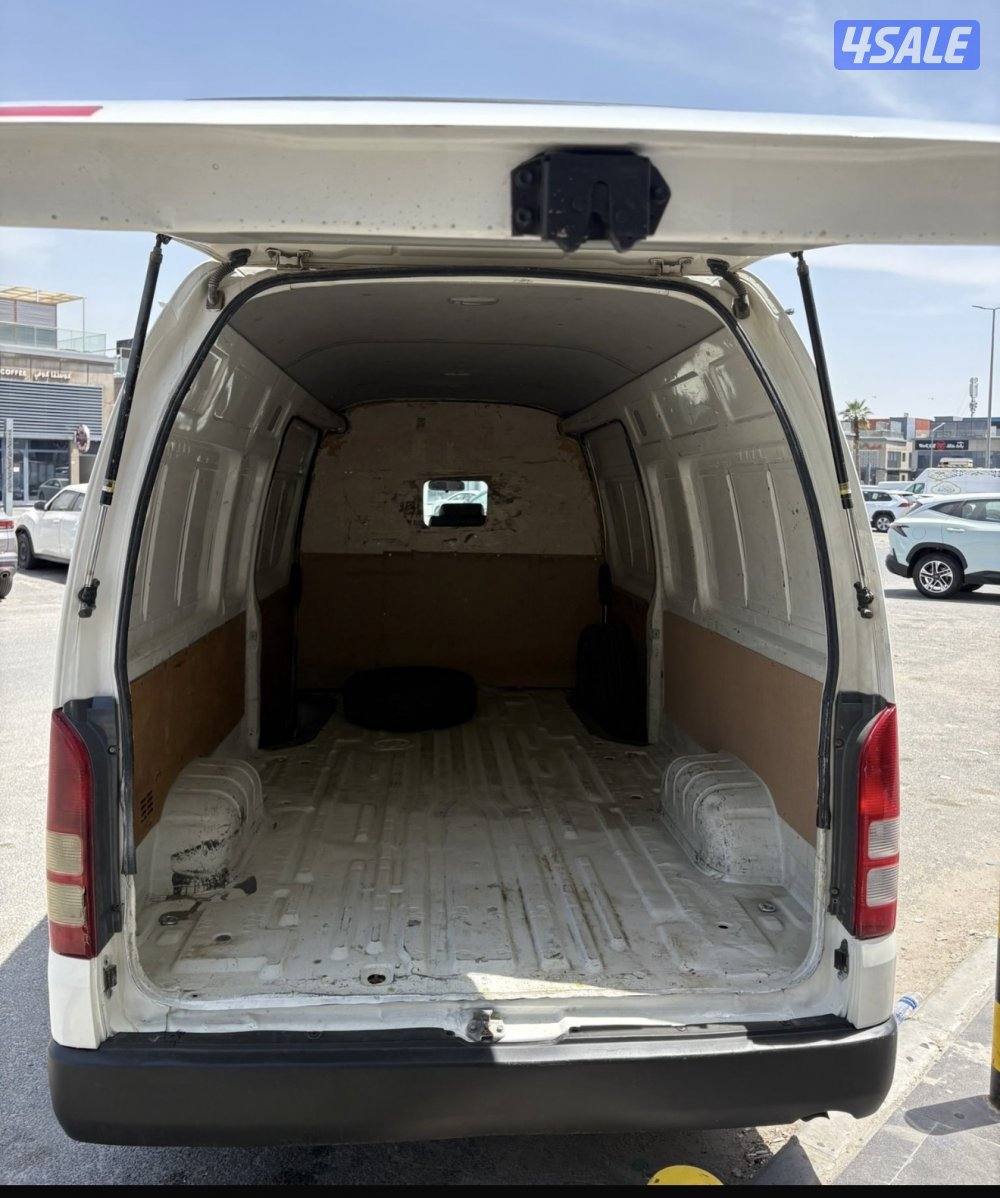 للبيع باص سقف عالي 20134