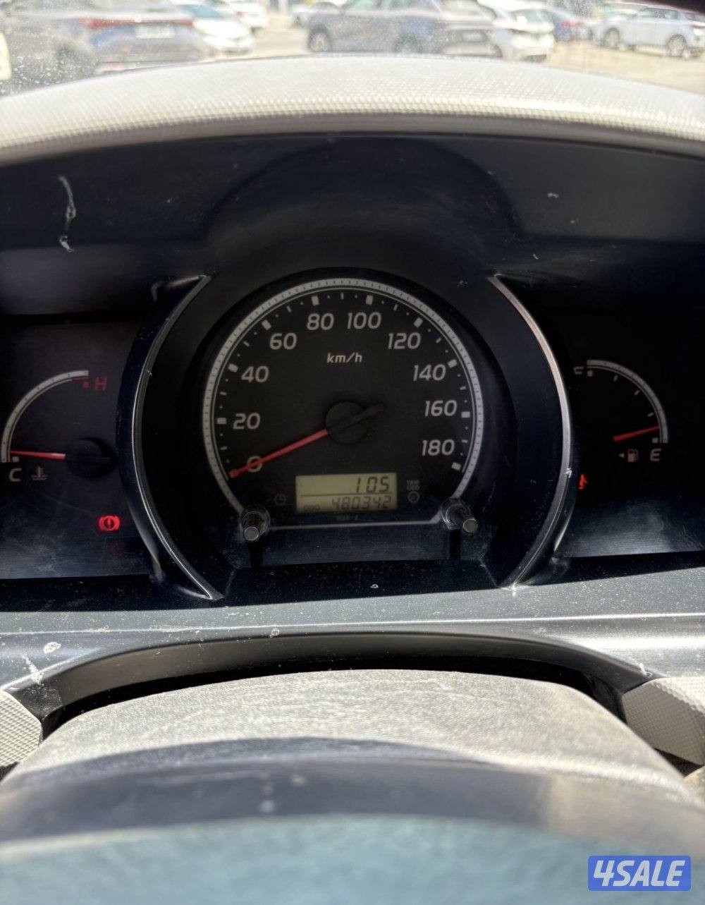 للبيع باص سقف عالي 20137