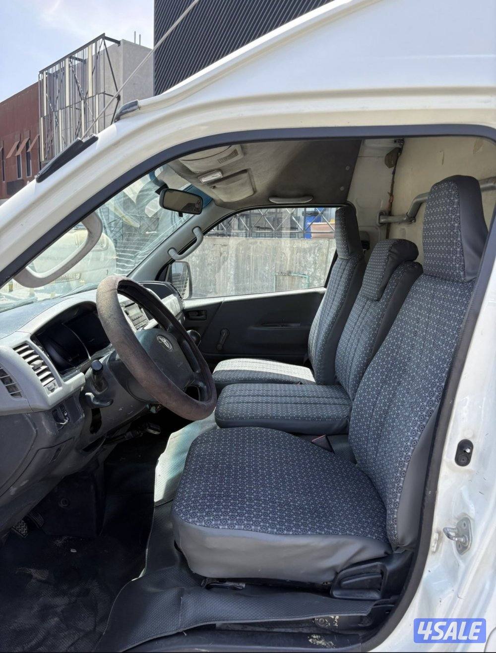 للبيع باص سقف عالي 20138