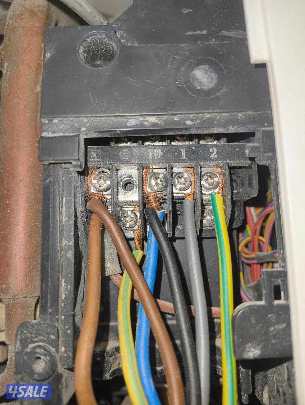 صيانة وتركيب مكيفات الهواء (HVAC) وأنظمة التبريد والتكييف (VRF) وأنابي7