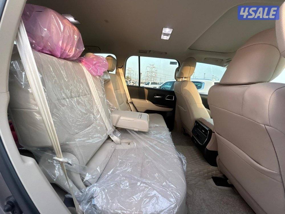 تويوتا لاند كروزر GX.R AEROs twin turbo.V6 موديل 2024 ماشى 11.000 k.m4