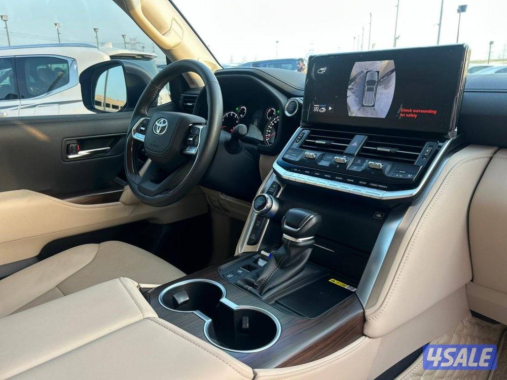 تويوتا لاند كروزر GX.R AEROs twin turbo.V6 موديل 2024 ماشى 11.000 k.m7