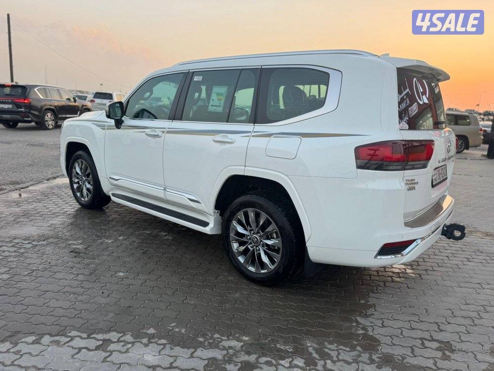 لاند كروزرtwin turbo.V6- VX.R موديل 2024 ماشى 61.000 k.m وارد الخليج.2
