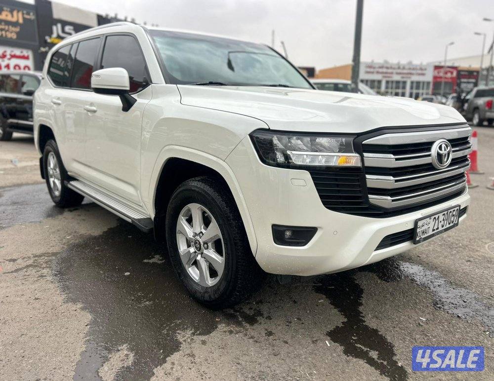 لاند كروزر GX.R twinturbo-V6 موديل 2022 ماشى 98.000 k.m وارد الساير .1