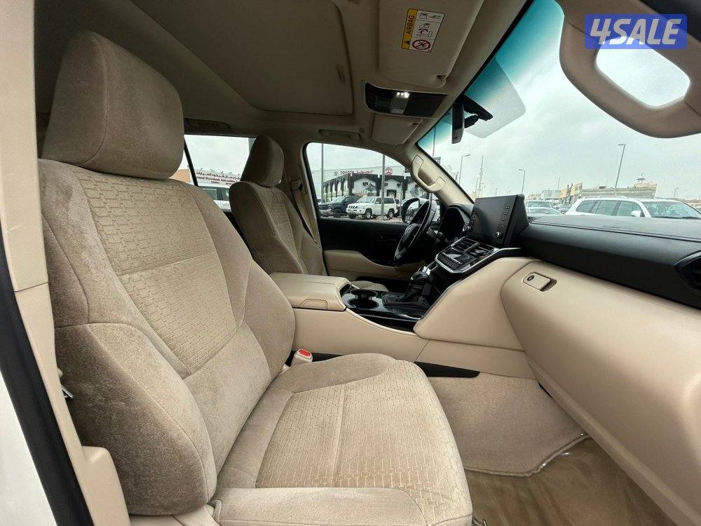 لاند كروزر GX.R twinturbo-V6 موديل 2022 ماشى 98.000 k.m وارد الساير .5