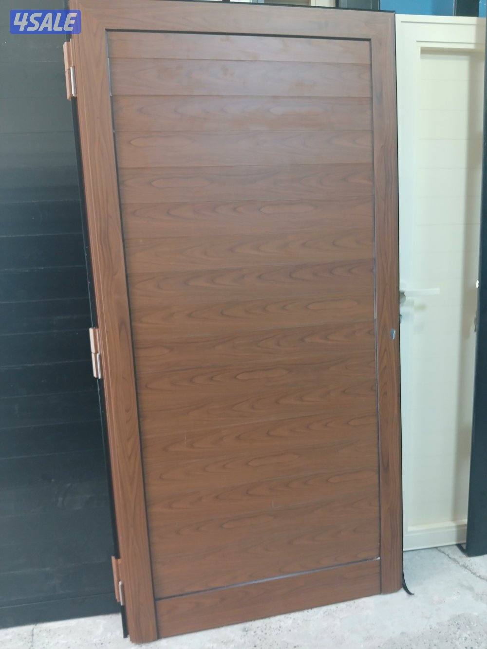 فني ألمنيوم شتر معلم باكستاني12