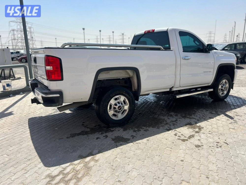 2500 HD سيرا GMC موديل 2018 ماشى 210.000 k.m وارد بهبهانى3