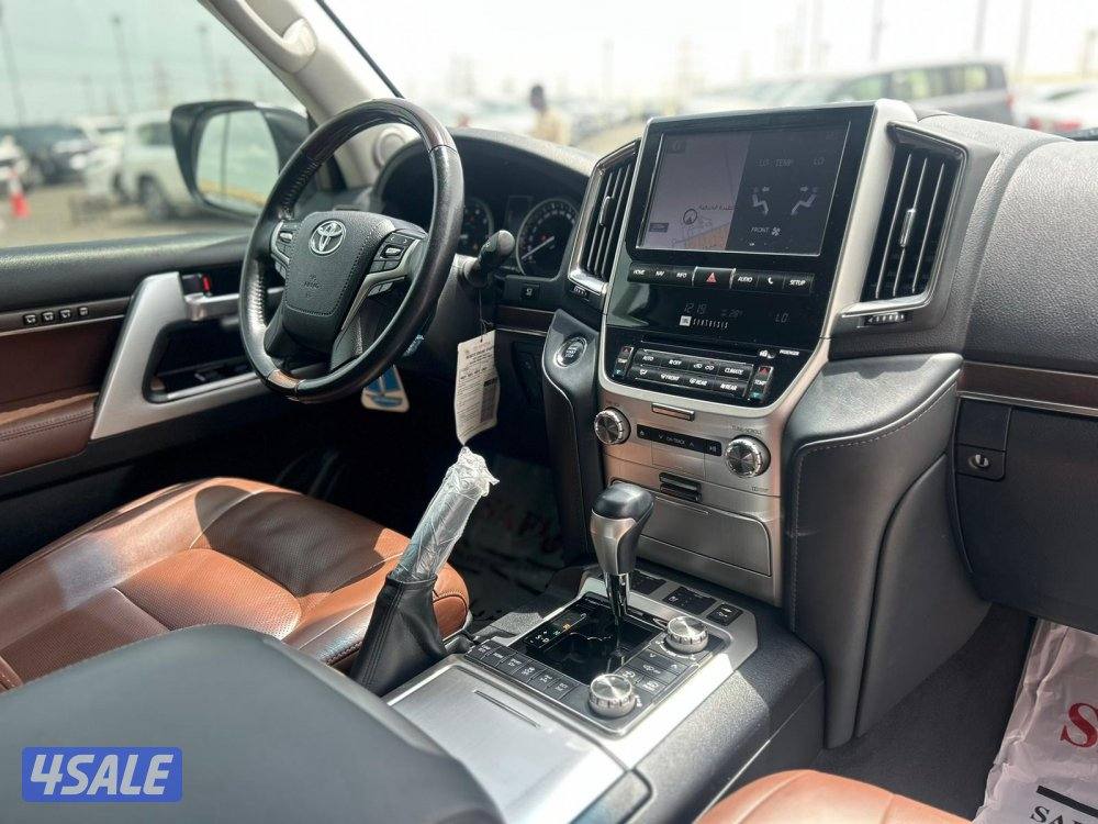 لاند كروزر VX.R -قراند تورينق S موديل 2020 ماشى 196.000 k.m7