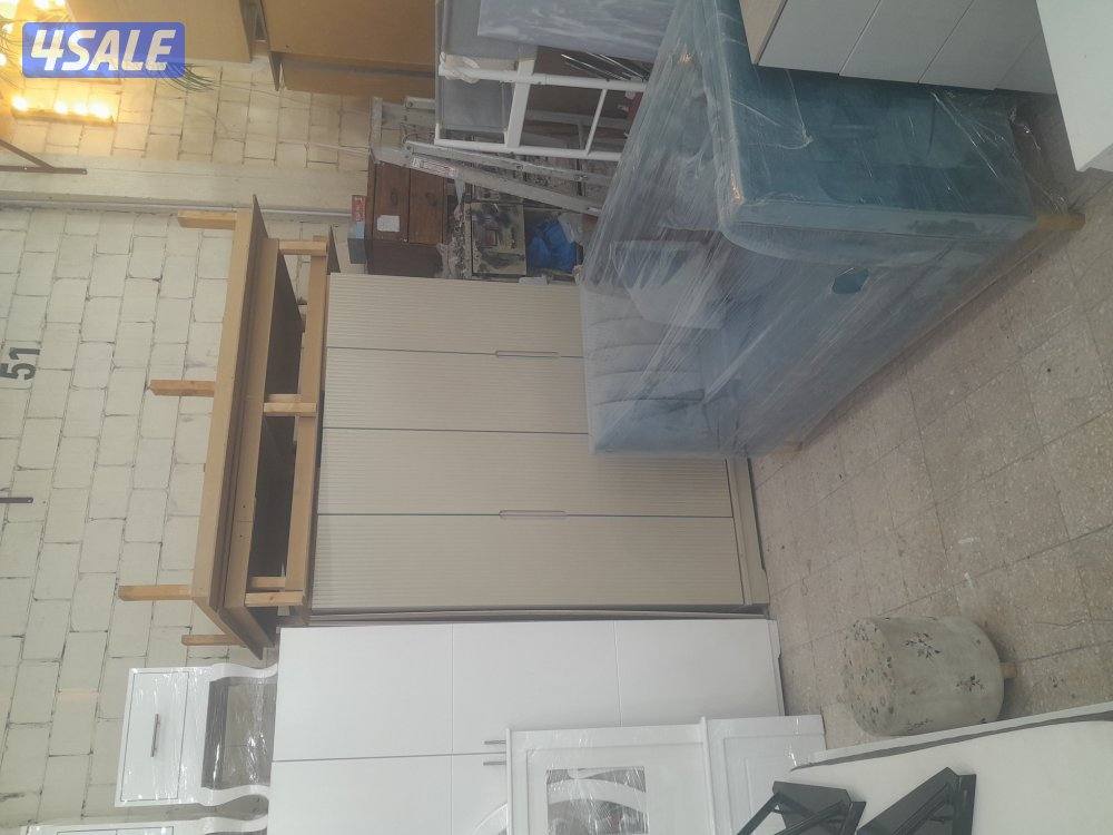 للبيع غرف نون وكبتات وسراير وطاولة طعام ٨ كراسي ونشتري المستعمل3