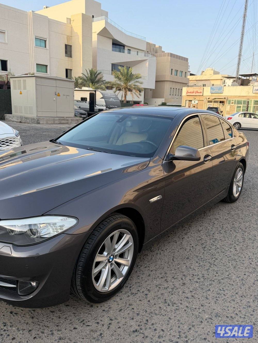 للبيع BMW 530i بحاله ممتازه 6 سلندر3