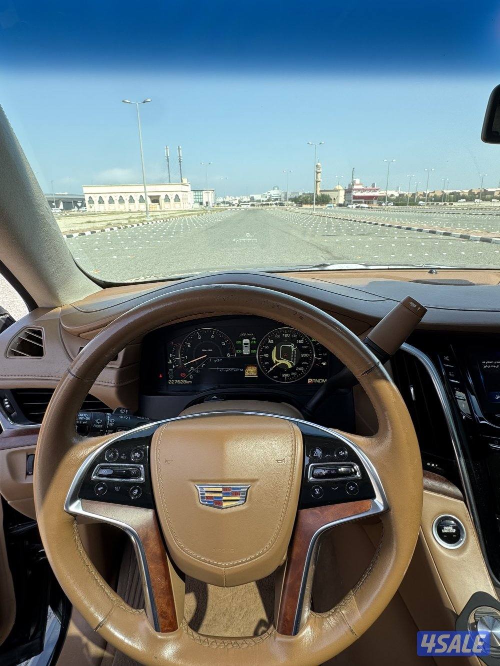 اسكاليد بلاتنيوم 20152