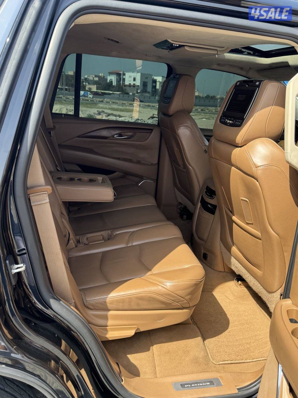 اسكاليد بلاتنيوم 20154