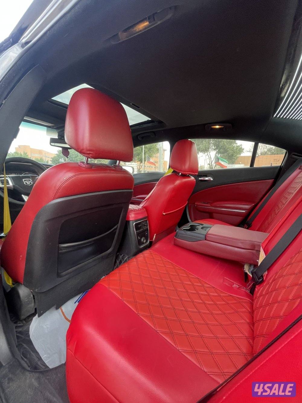 دوج شارجر V6 2012 كامل المواصفات فتحه سقف عداد 225 الف بحاله الوكاله8