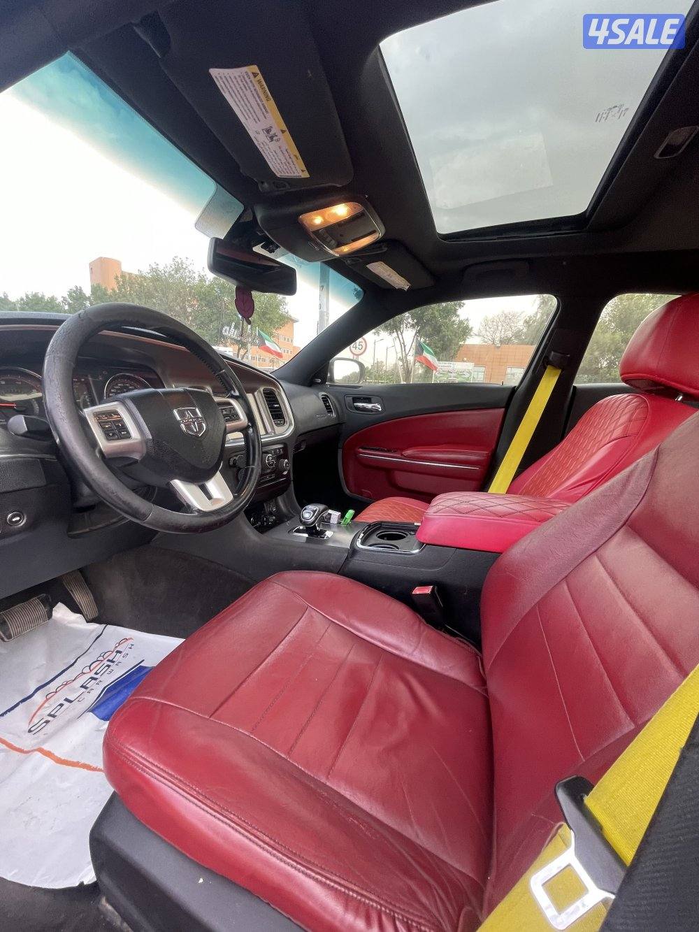 دوج شارجر V6 2012 كامل المواصفات فتحه سقف عداد 225 الف بحاله الوكاله9