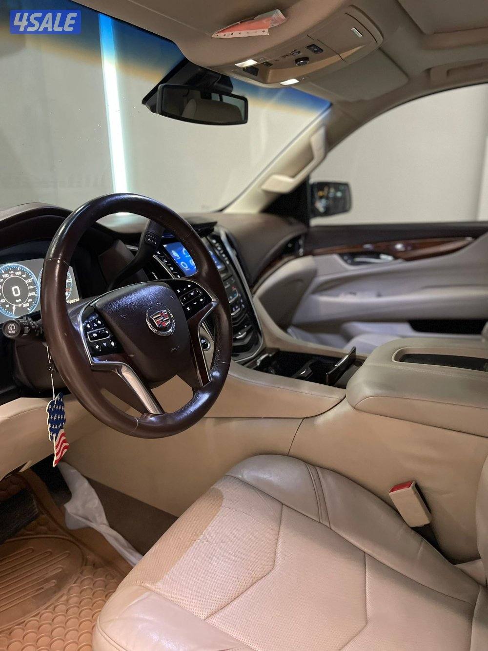 اسكاليد بلاتينيوم بحالة الوكاله4