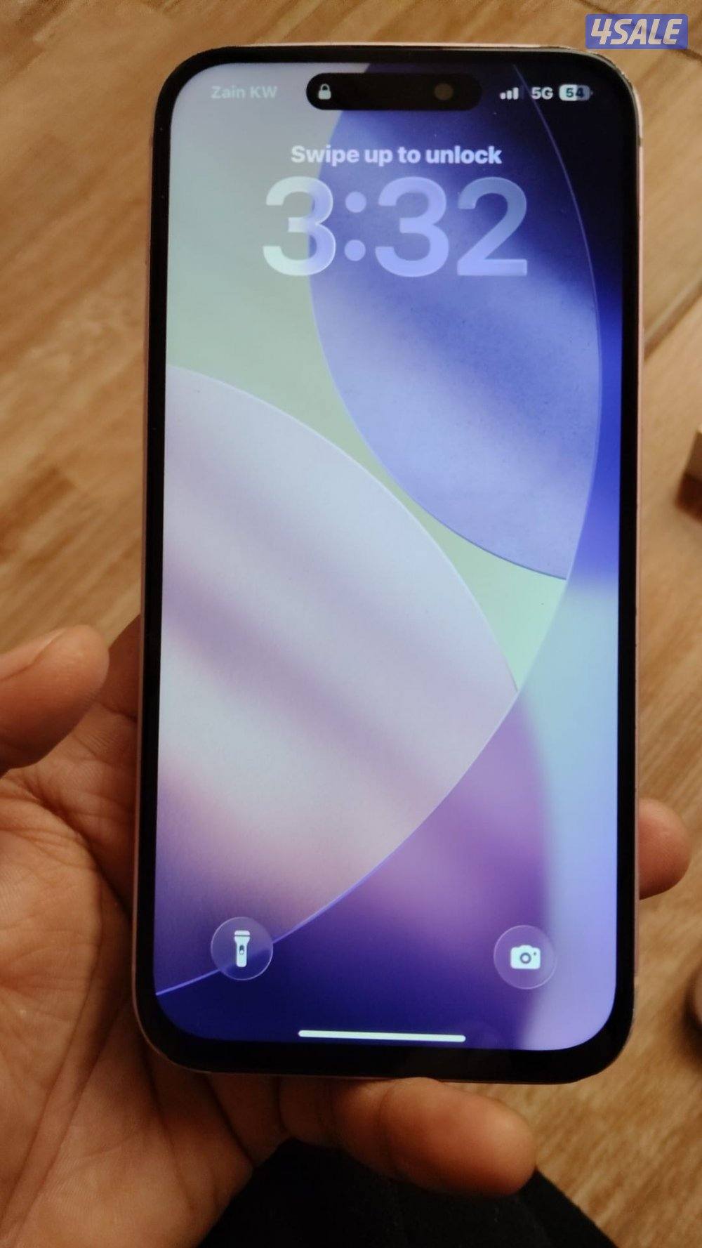 15 plus 128 gb battery 81% little dent display change back door broke2