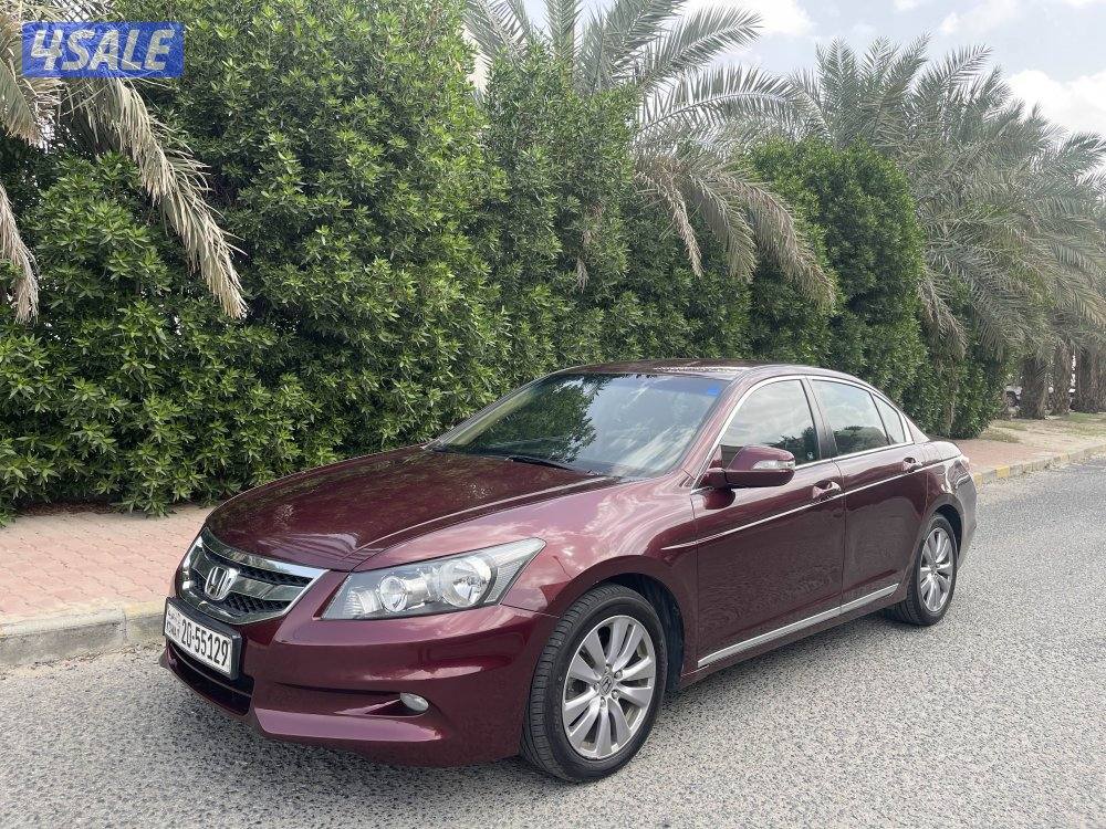 هوندا اكورد موديل 2012 صبغ الوكاله سيرفس منتظم وكاله وشرط الفحص1
