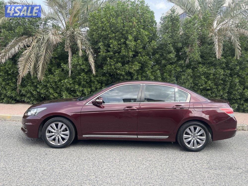 هوندا اكورد موديل 2012 صبغ الوكاله سيرفس منتظم وكاله وشرط الفحص5