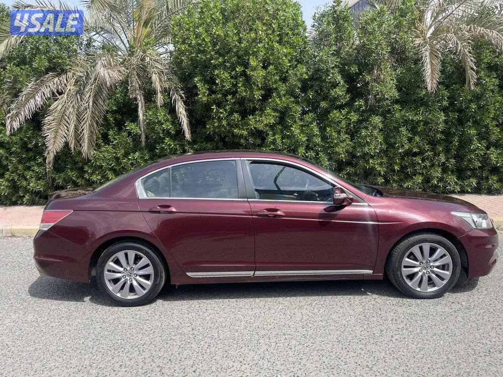 هوندا اكورد موديل 2012 صبغ الوكاله سيرفس منتظم وكاله وشرط الفحص6