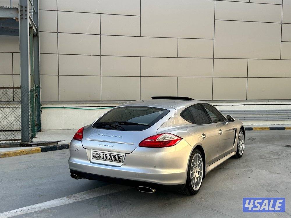 للبيع بورش باناميرا 4 عداد 78 الف5