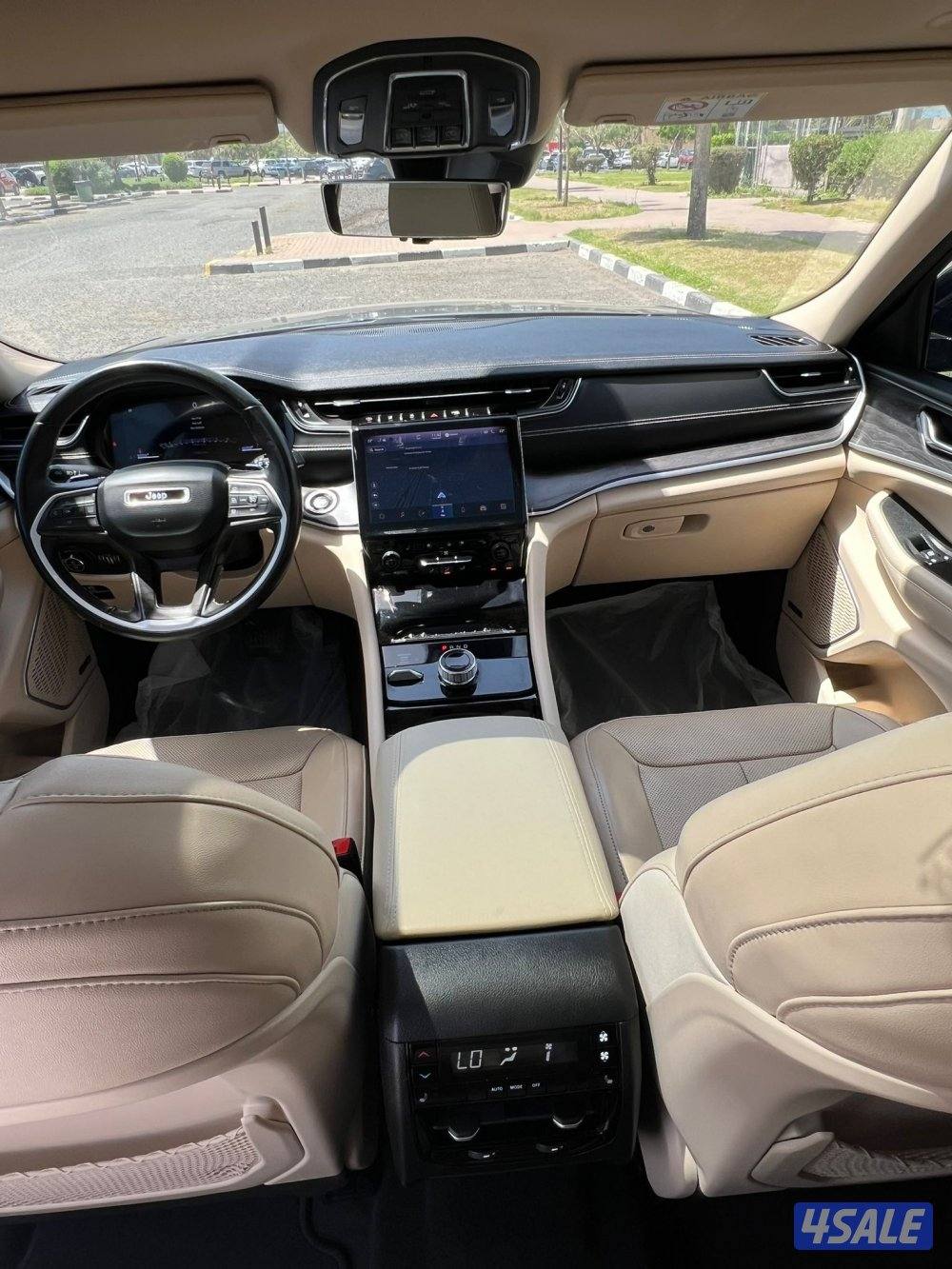 جيب جراند شيروكي 20226