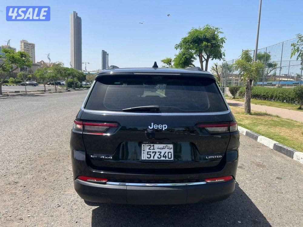 جيب جراند شيروكي 202210