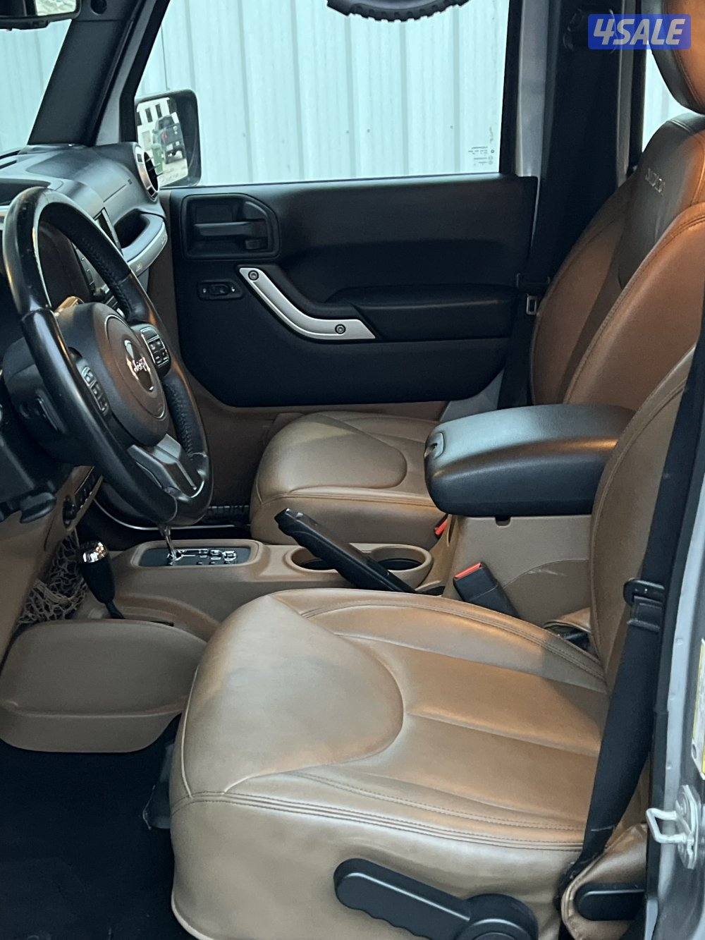 للبيع جيب رنجلر4