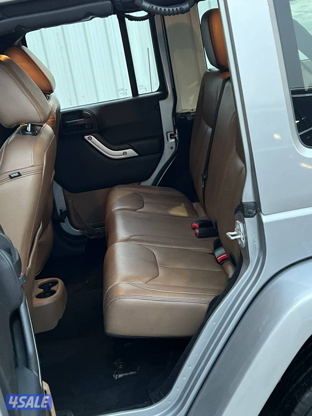 للبيع جيب رنجلر5