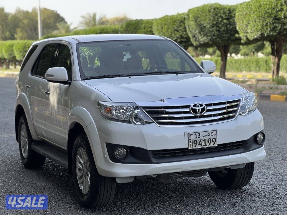 للبيع فورتنر 2015 عداد 130 الساير1