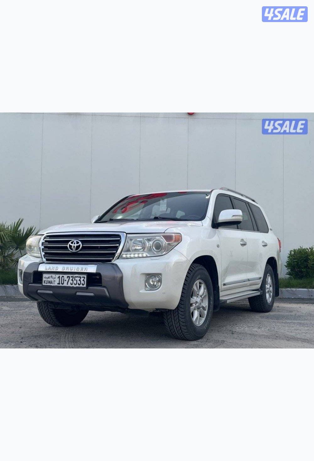 للبيع تويوتا لاندكروزر 2011GXR1