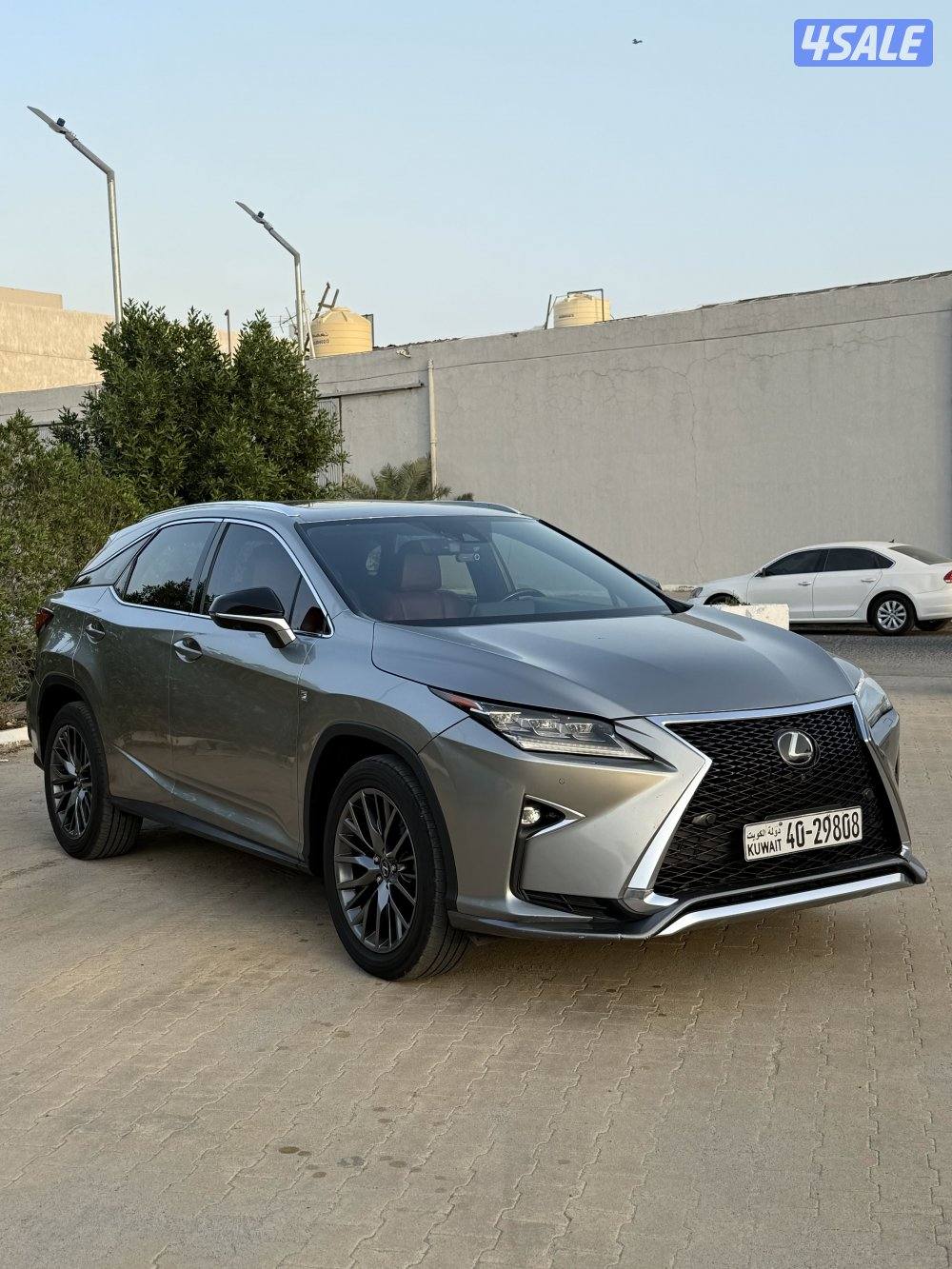 Rx350/2017/Fsport شرط الفحص قير مكينه شاصي.صبغ قطعه واحده تجميلي0
