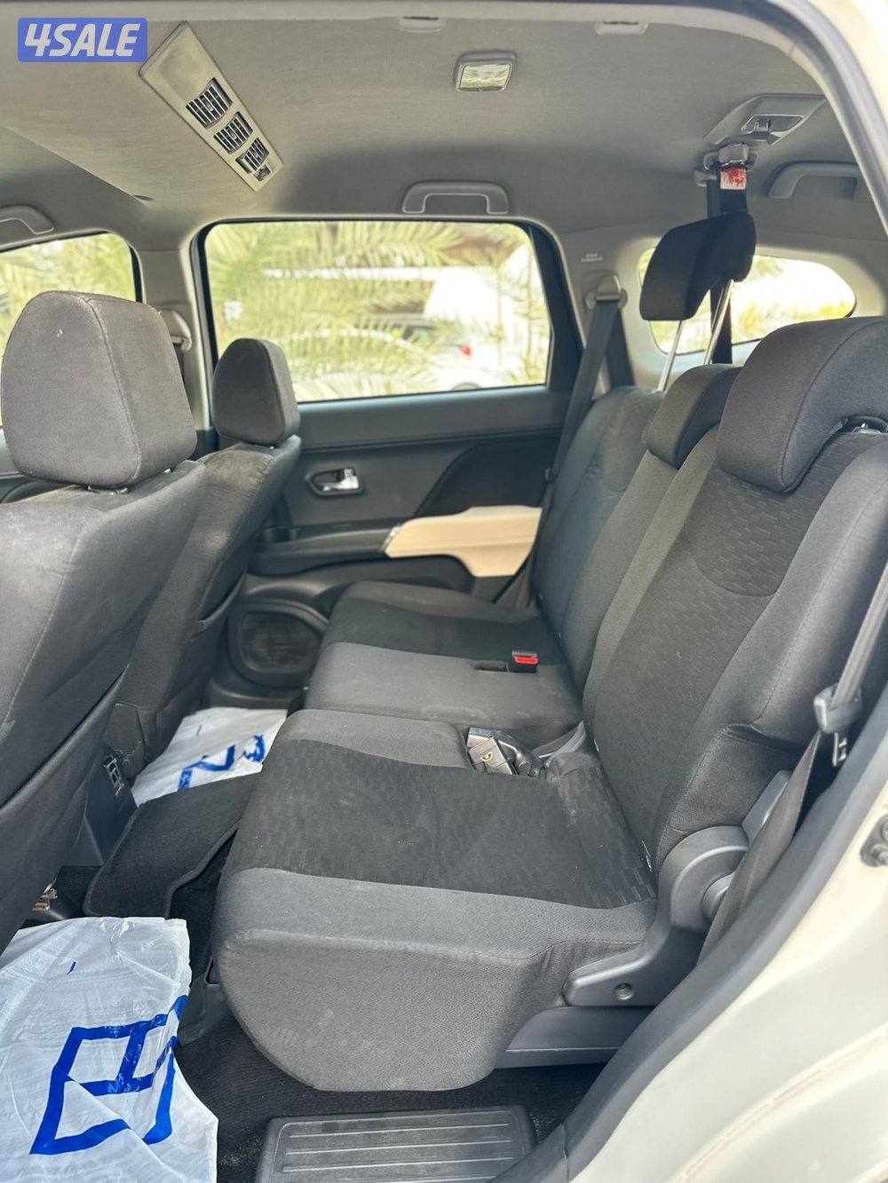 للبيع رش موديل 2020 عداد 200 الف صبغ الوكاله شرط الفحص وارد الساير7