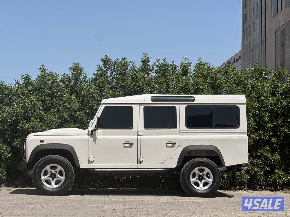 Defender 2009 بحالة الوكالة عداده 80 الف فقط2