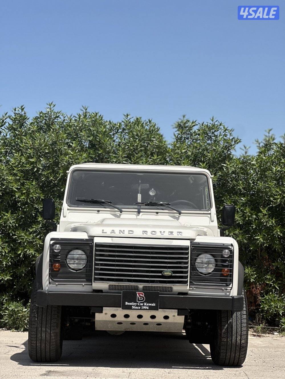Defender 2009 بحالة الوكالة عداده 80 الف فقط3